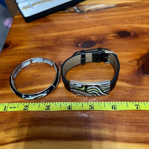 Lia Sophia Bracelet Set Zebra Animal Print Rhinestone Leather Cuff Stretch - Picture 9 of 9